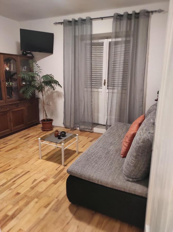 扎达尔Aurora Apartman公寓 外观 照片